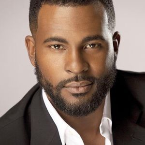 Meet your Posher, Derek